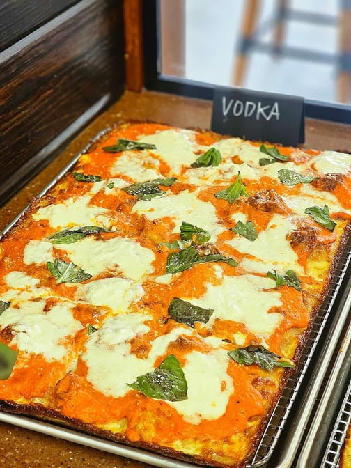 KIZZA PIZZA by null