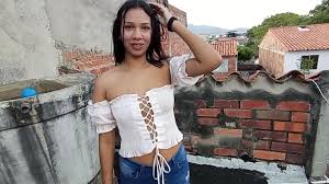 Porno ama de casa sexy se folla a su casero el se corre en su cara babosas sexo gratis jpg x Sexo en casa