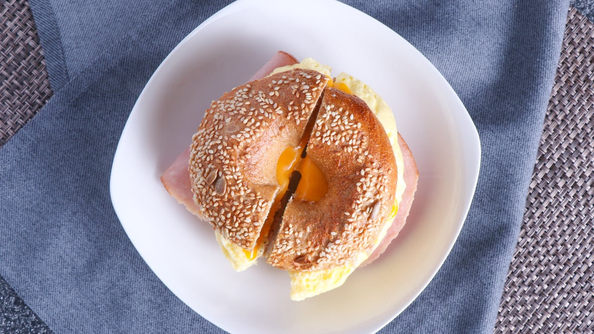 Noe Bagel by null