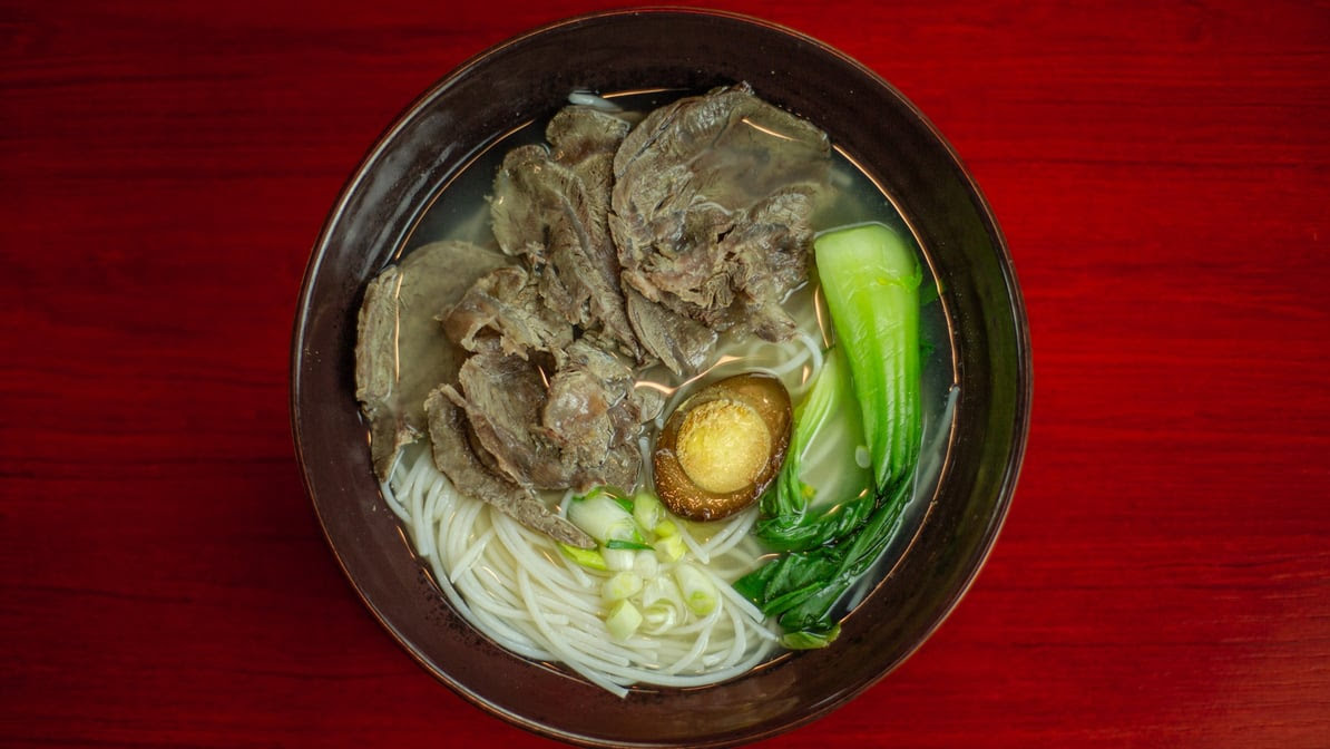 Chen's Noodle House by null