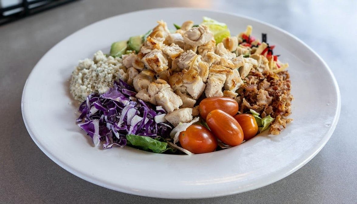 Pluckers Wing Bar by null