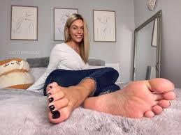 Sucking toes and licking feet foot worshipping foot fetish gagging jpg x Feet toes foot