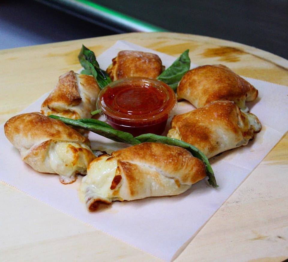 Jerry's Pizzeria by null