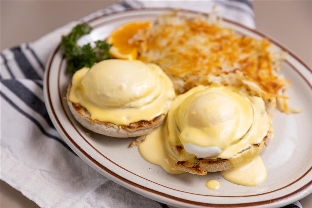 Art's Delicatessen & Restaurant by null