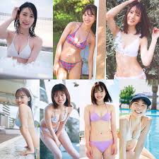 小川麗奈 水着|