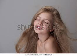  little girl naked |