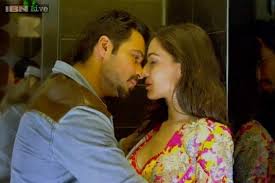 Basra emraan hashmi kissing mrskinindia jpg x Basra emraan hashmi kissing mrskinindia