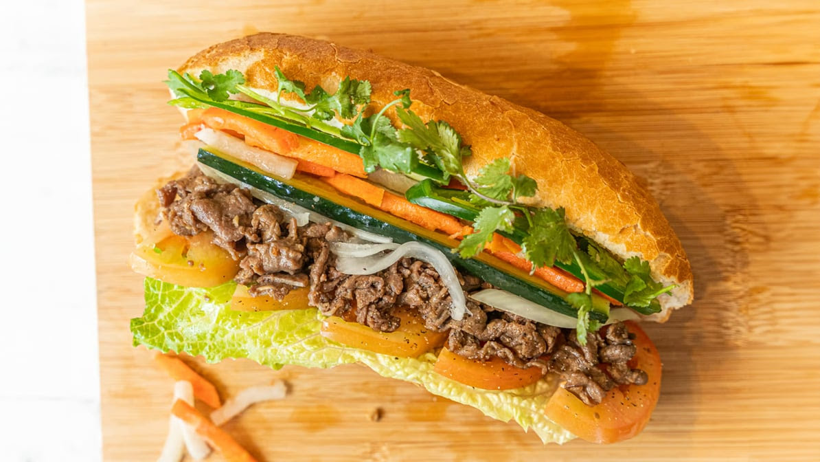 OH MAI VIETNAMESE KITCHEN DOWNTOWN by null