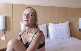 Ee a eb post single big jpg x Old mature blonde