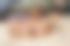 allover30 Mature-MILF-Cheyanne|Gorgeous amateur MILF Cheyanne flaunts her snatch with her legs up in the  air - Pichunter