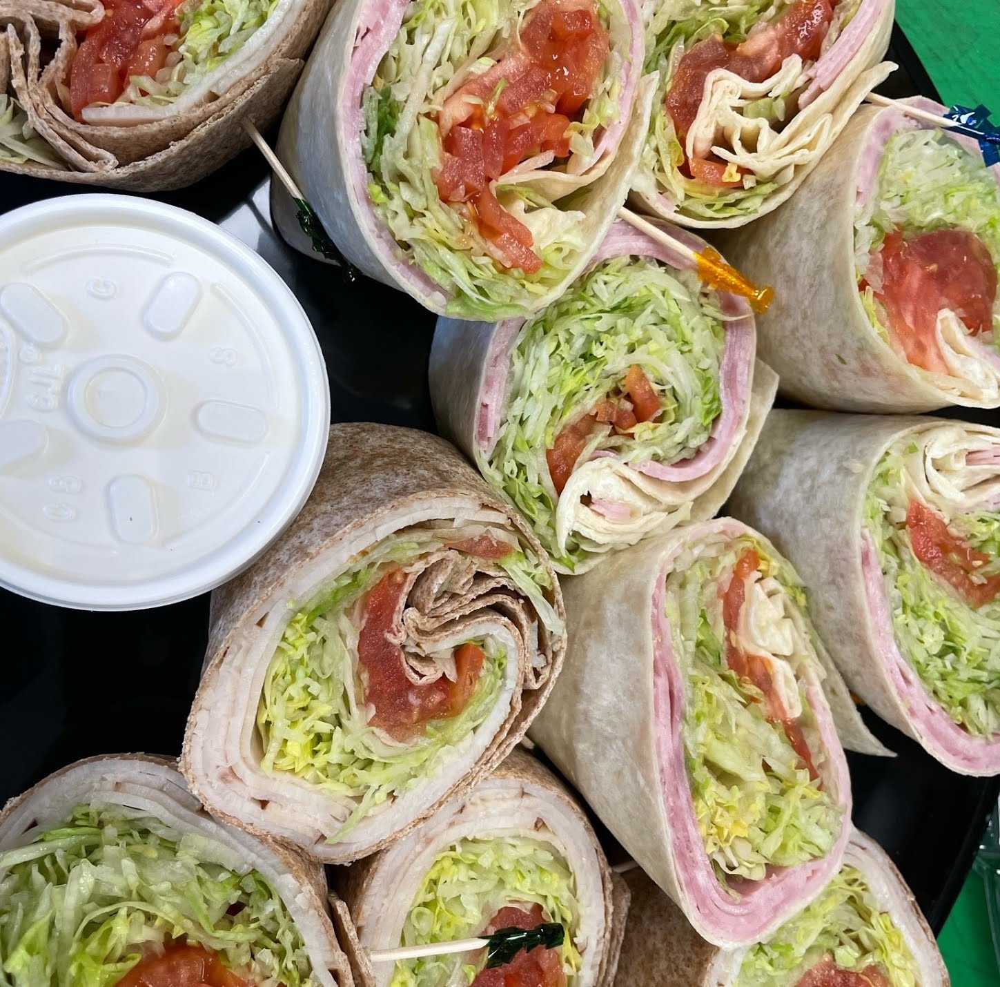 Robert's Pizzeria by null