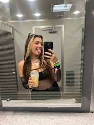 Car hits divider as drunk youths perform threesome with zrptjetzeearhgoo ubbkii dsqdbufjg jpg x Drunk girl fucked