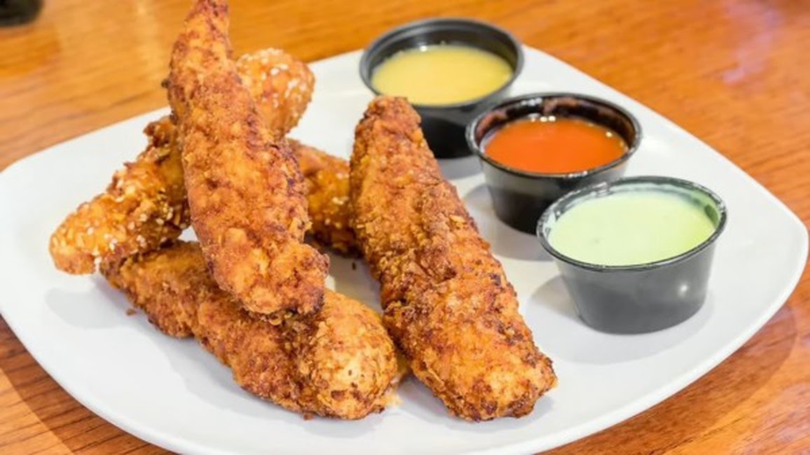 Lola's Chicken Shack by null