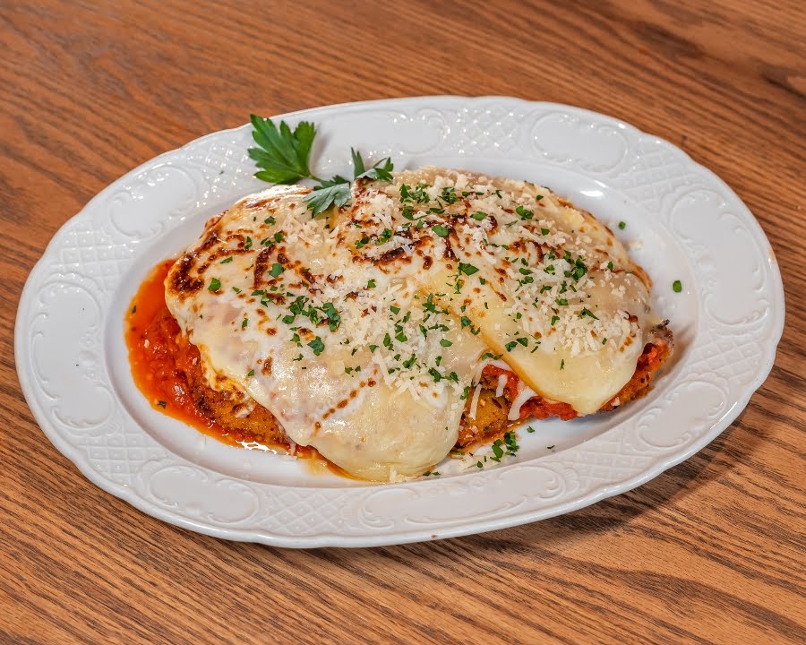 Gino & Marty's by null