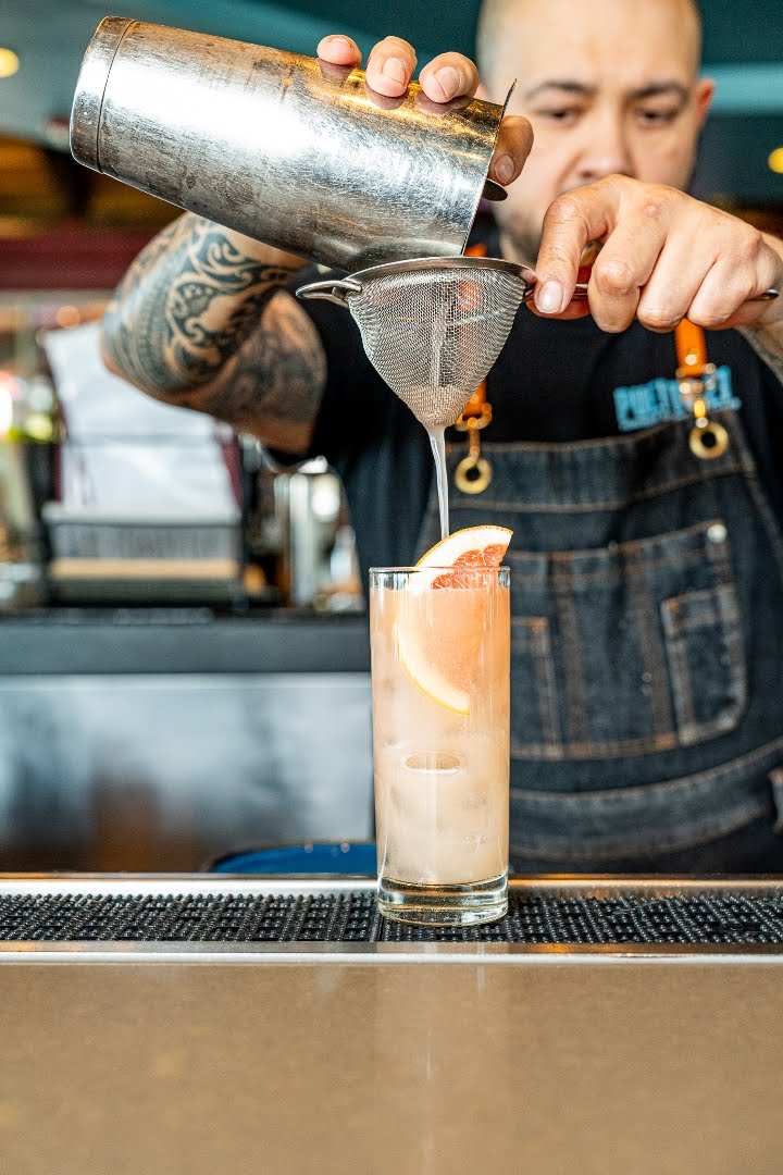 Puerto 27 Restaurant by null