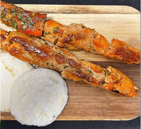 La Columbina Burger CT by null