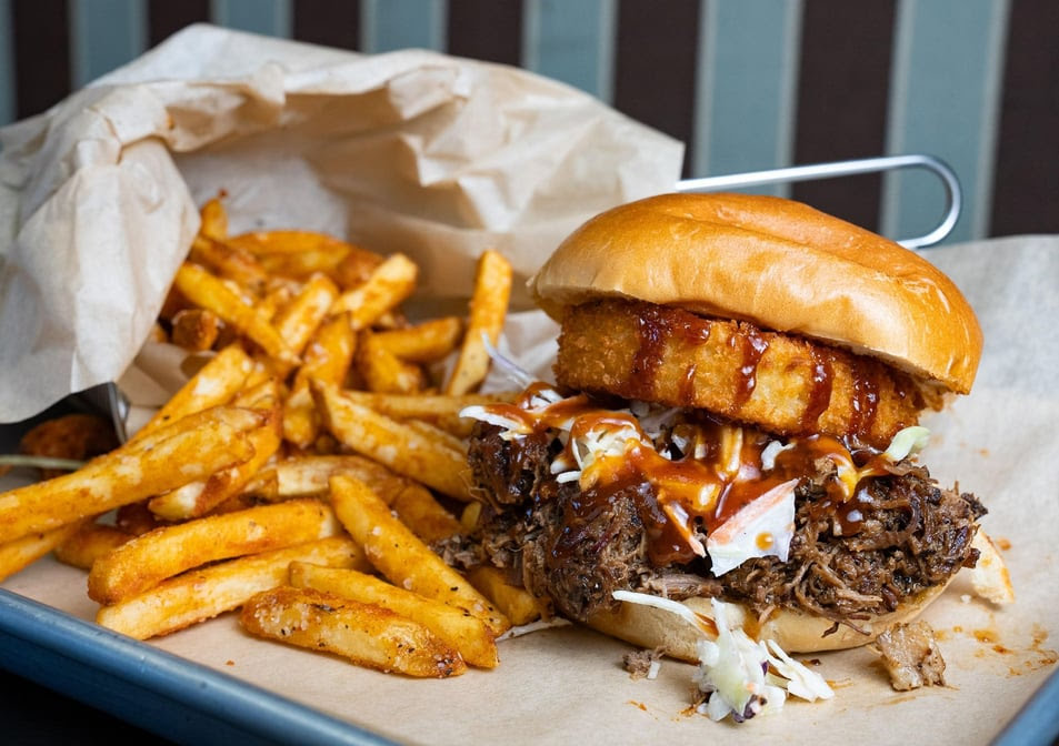 Big Belly Que by null