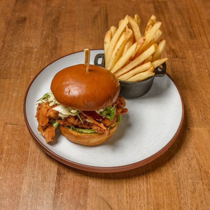 Yardbird Table & Bar by null