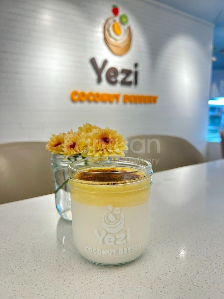 Yezi Coconut Dessert by null