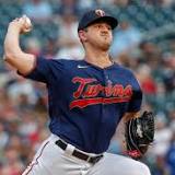 Twins blow 5-0 lead, beat Jays in extra innings