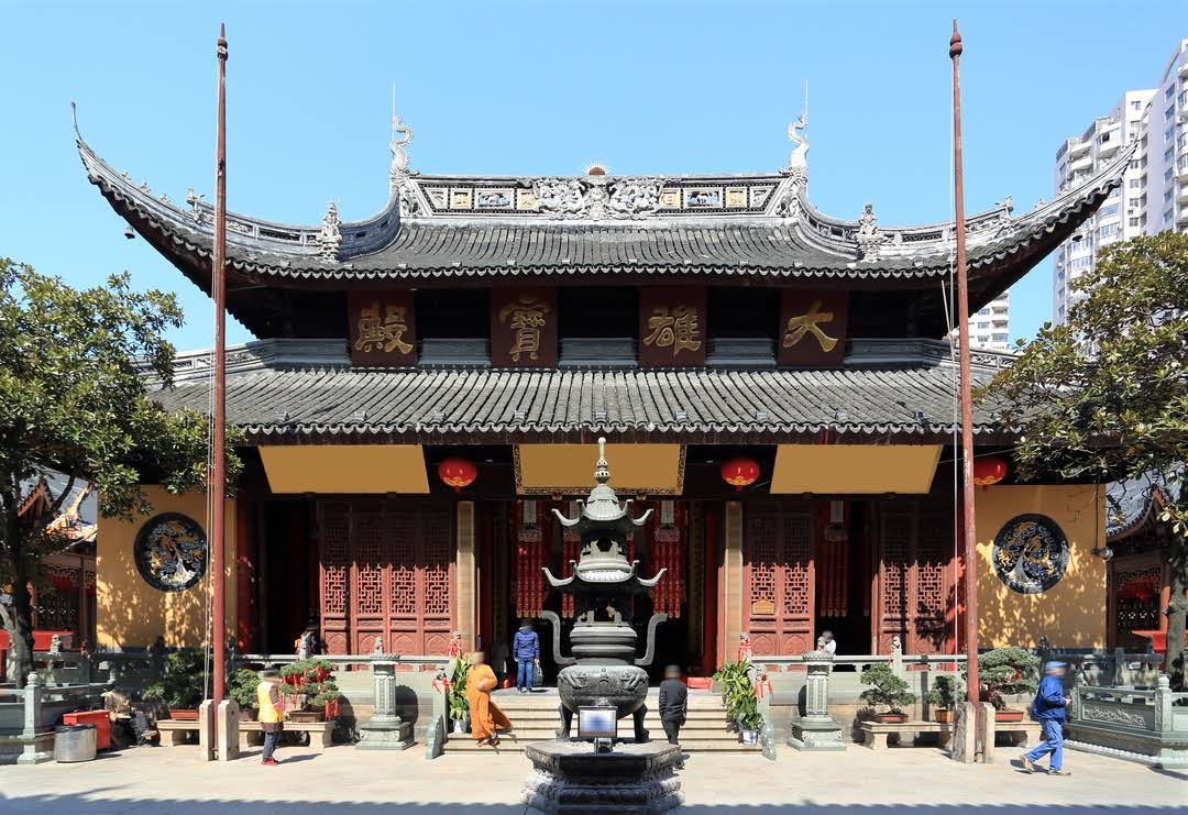 Jade Buddha Temple image