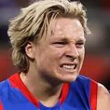 AFL 2022 round 14 LIVE updates: Bulldogs outgun GWS in action-packed shootout, Greene boots seven, Duryea and ...