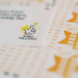 Lucky ticket-holder scoops £20 million Lotto jackpot