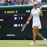 Wimbledon 2022: Simona Halep beats Karolina Muchova to qualify for second round