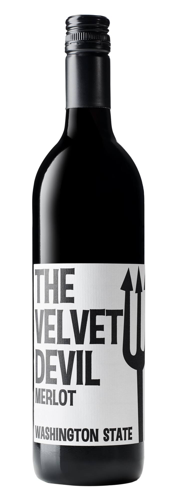 Velvet Devil Merlot 2017 United States / 750ML