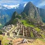 Machu Picchu: Ancient city 'threatened' by wildfire in Peru