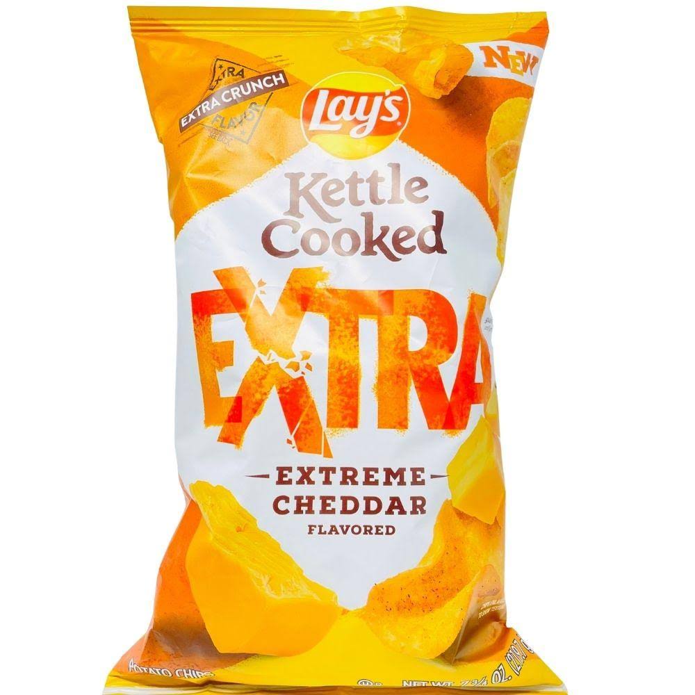 Lays Kettle Cooked EXTRA Extreme Cheddar - 7oz