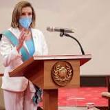 'We come in peace': Nancy Pelosi in Taiwan as Chinese jets enter Taipei