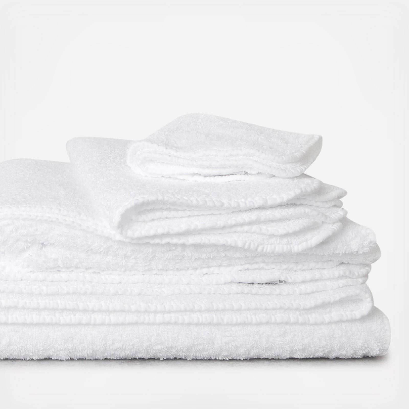 Abyss Super Pile Bath Towel - White, 28" x 54"