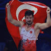 Milli sporcu Ali Cengiz, Dünya Güreş Şampiyonasında altın ...