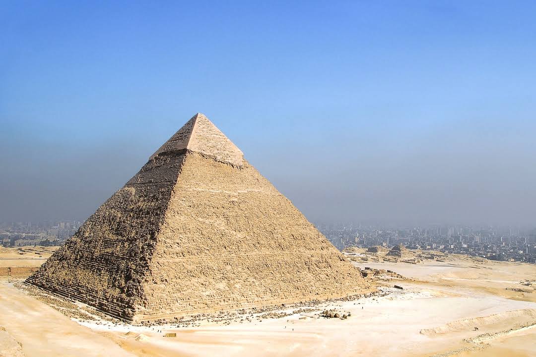 Pyramid of Khafre image