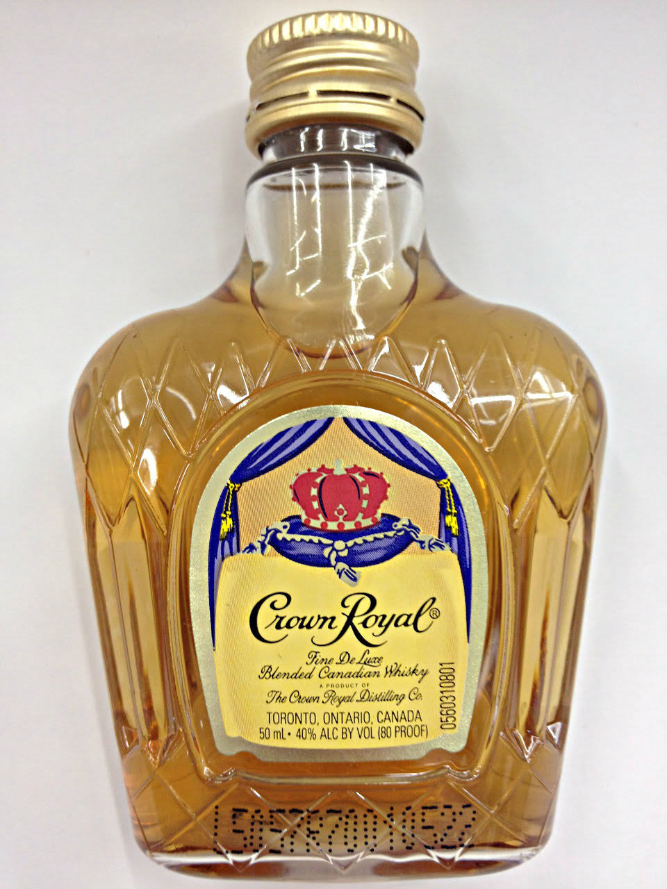 Crown Royal Canadian Whisky - 50 ml bottle