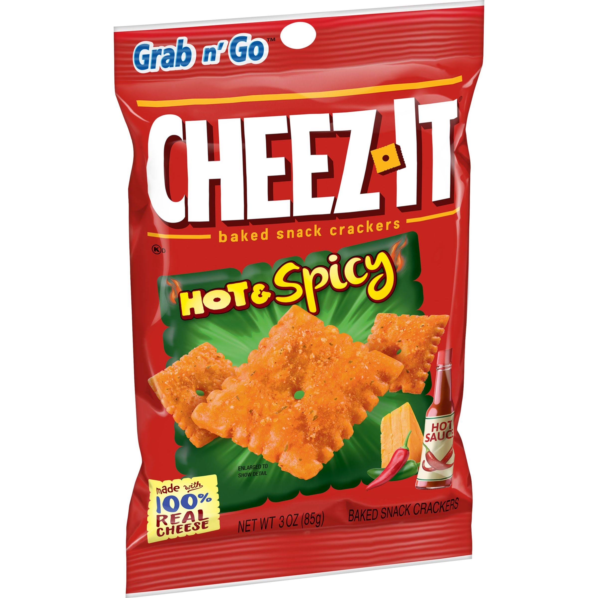 Cheez-It Baked Snack Cheese Crackers, Hot & Spicy, Grab 'n' Go, 3 oz B
