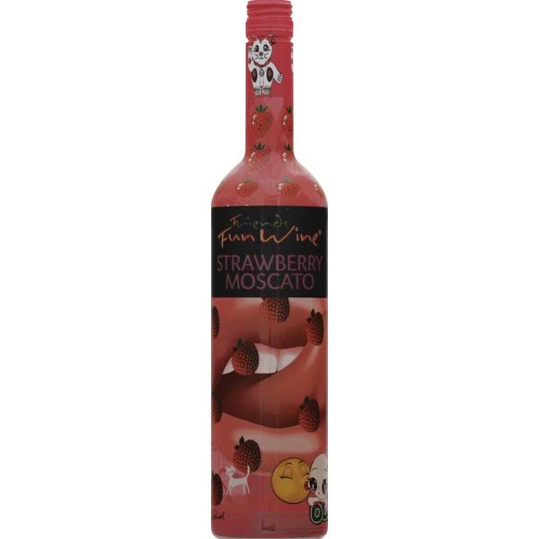 Friends Fun Wine Moscato, Strawberry - 750 ml